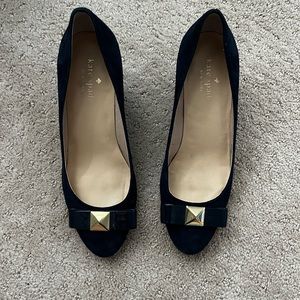 Navy Heels